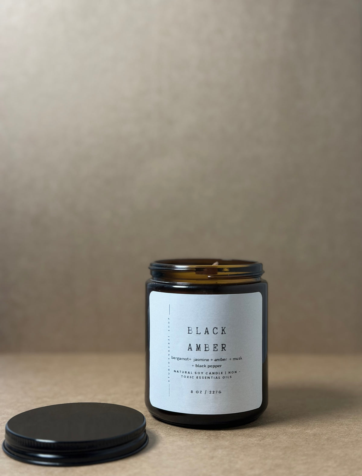 BLACK AMBER SOY WAX CANDLE