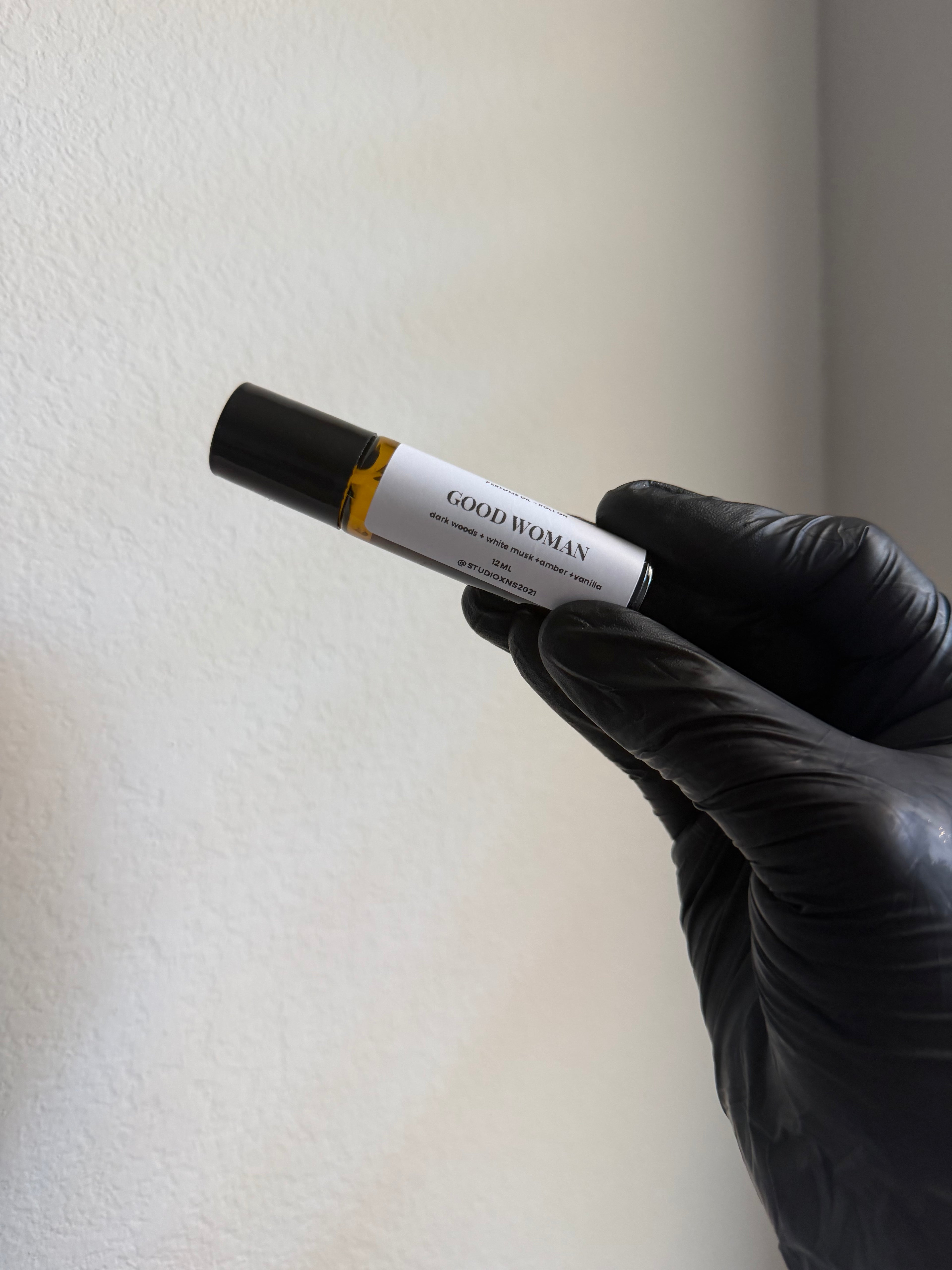 PERFUME OIL ROLL-ON GOOD WOMAN