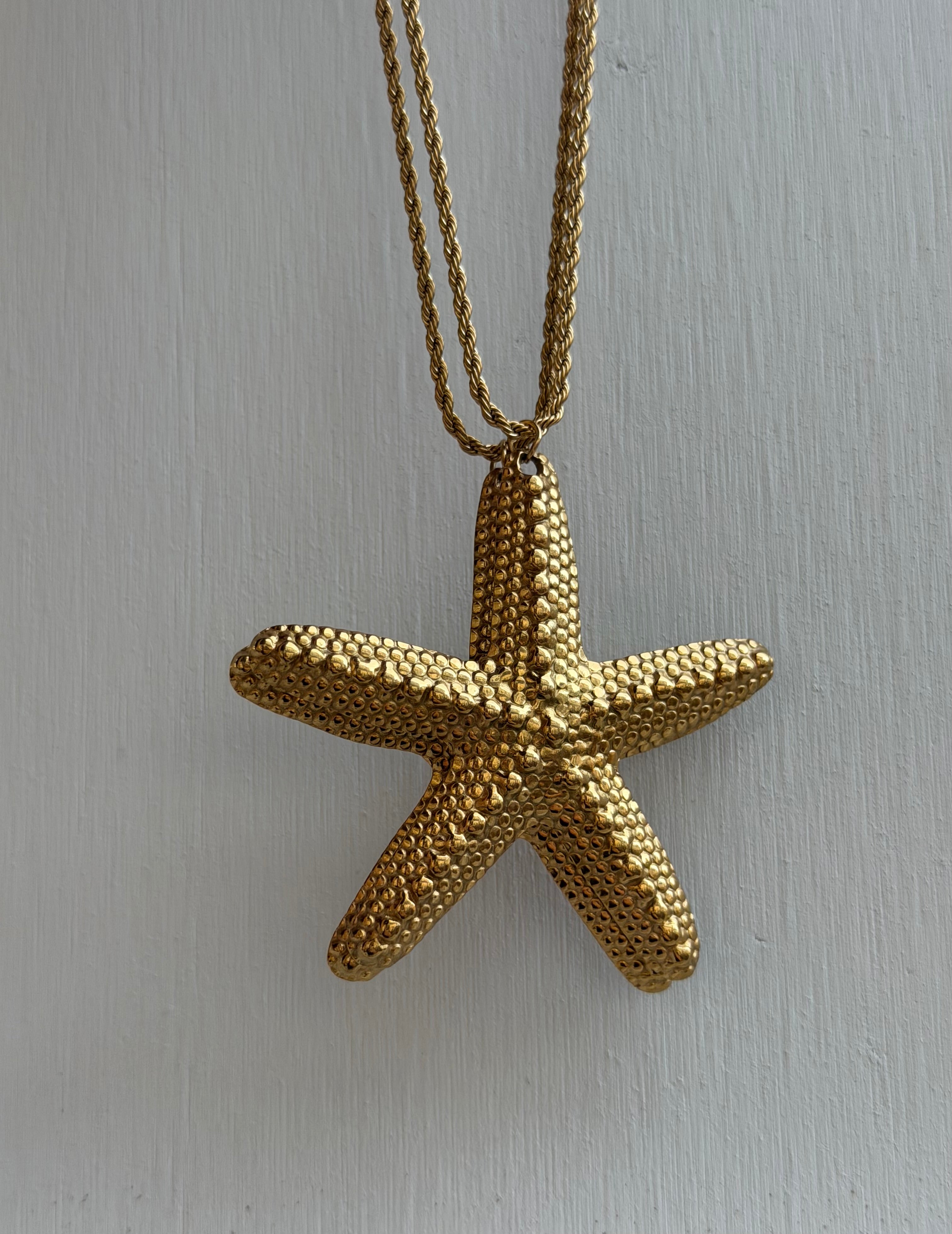 COROLINA STARFISH NECKLACE