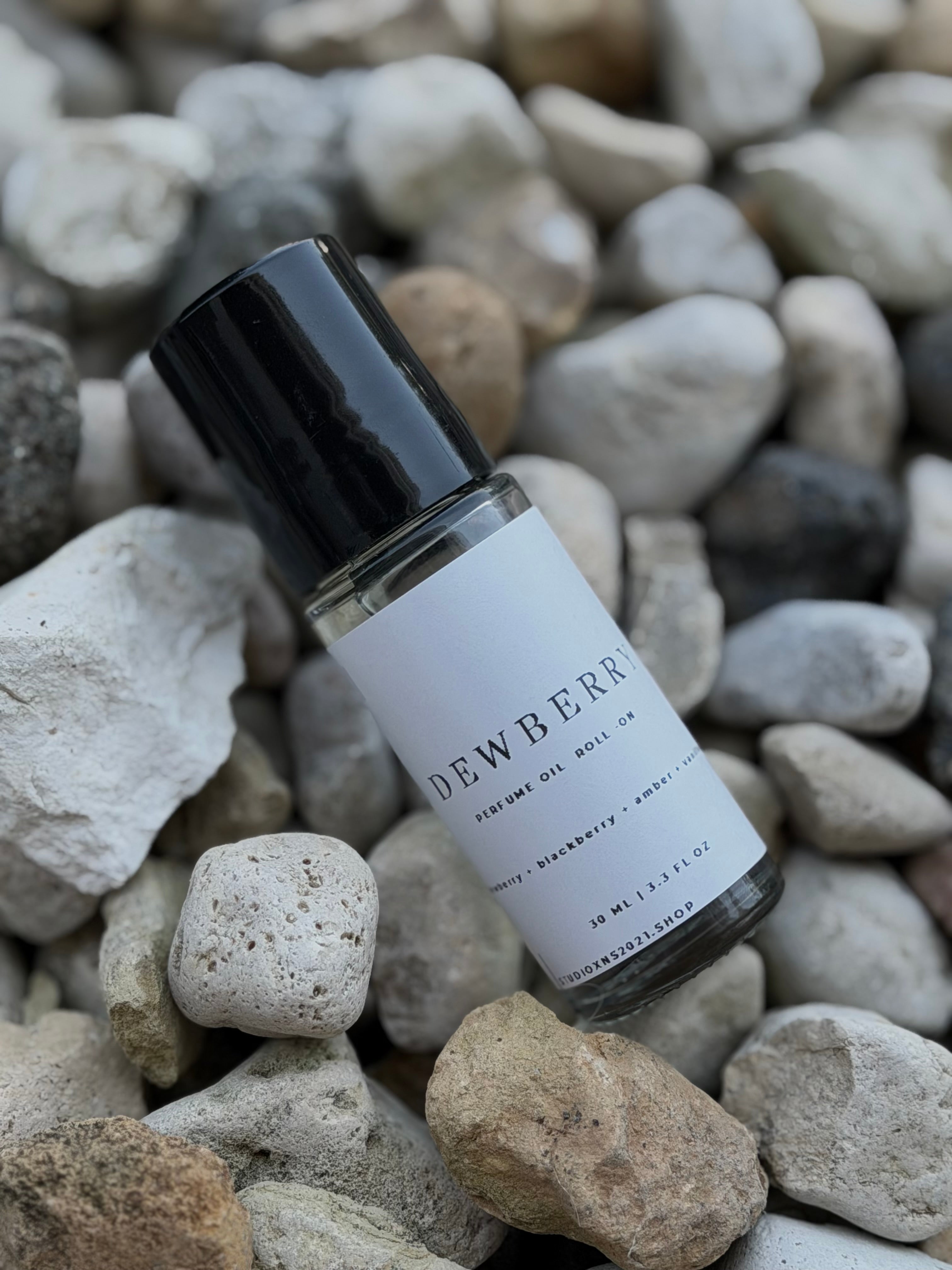 DEWBERRY  PERFUME ROLL OIL - ON