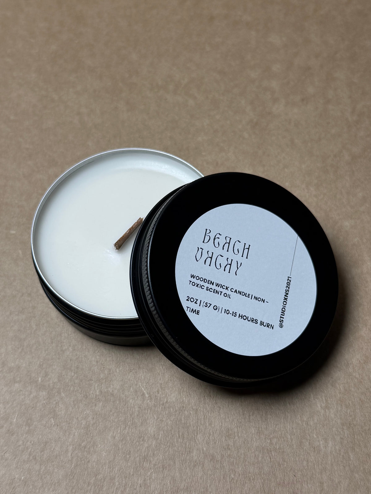 BEACH VACAY TRAVEL TIN CANDLE