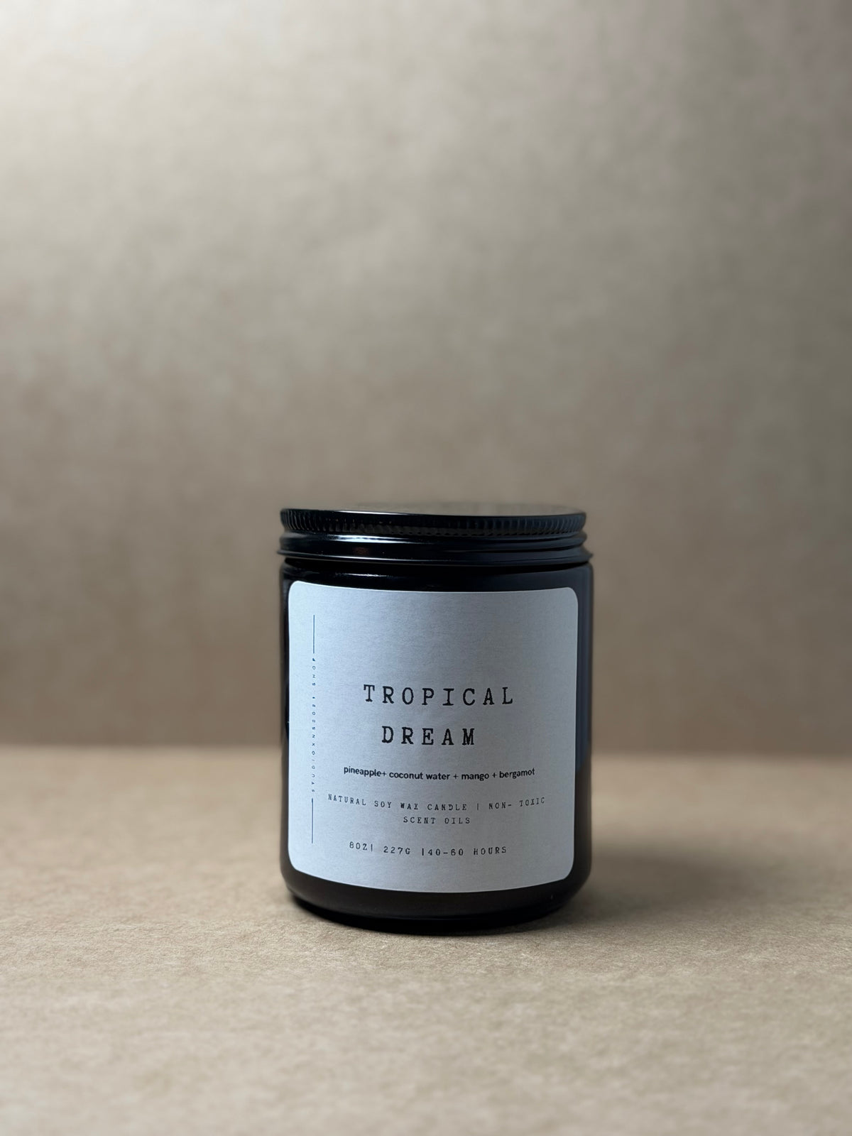 TROPICAL DREAM SOY WAX CANDLE