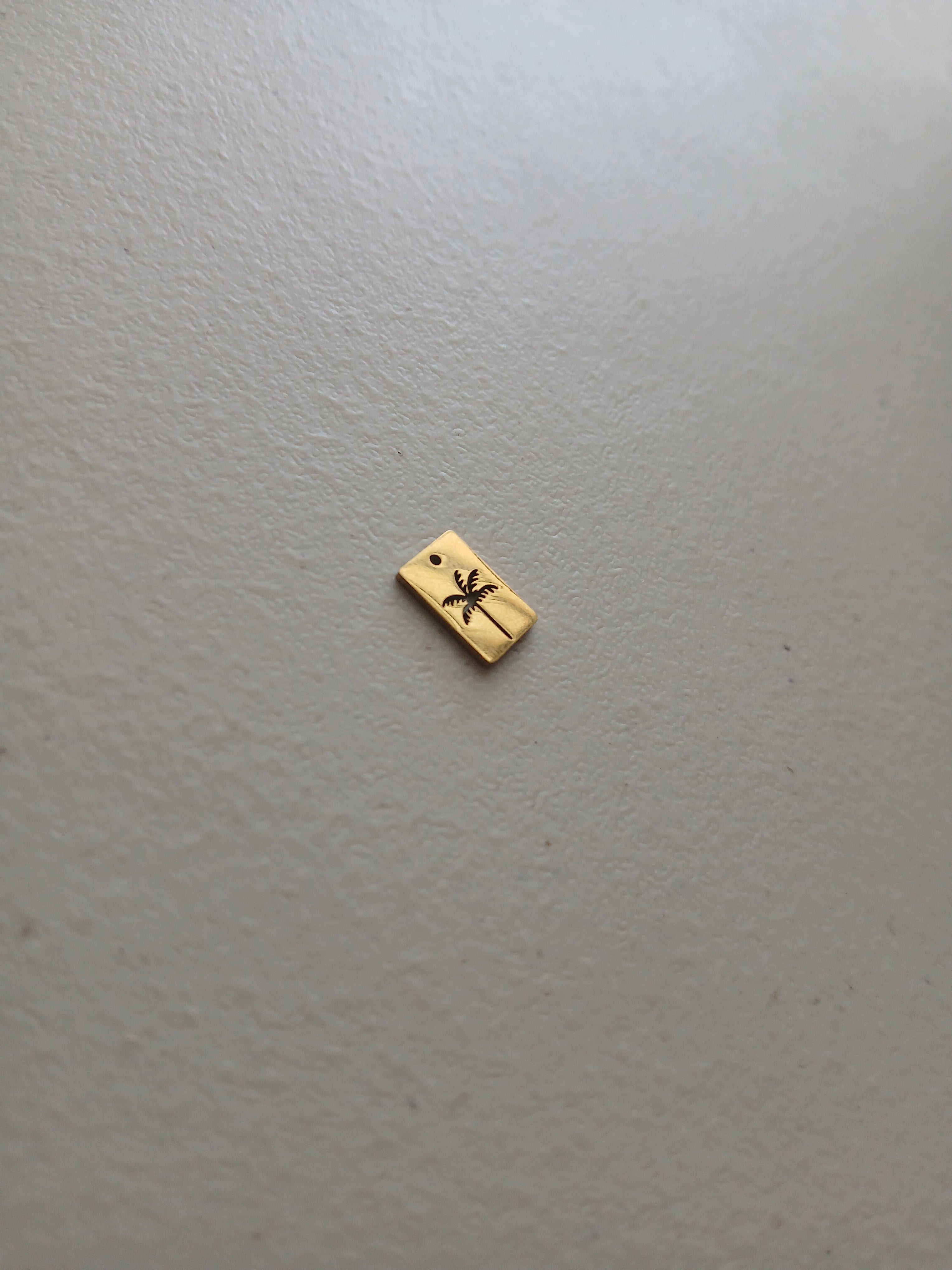 GOLD PALM CHARM