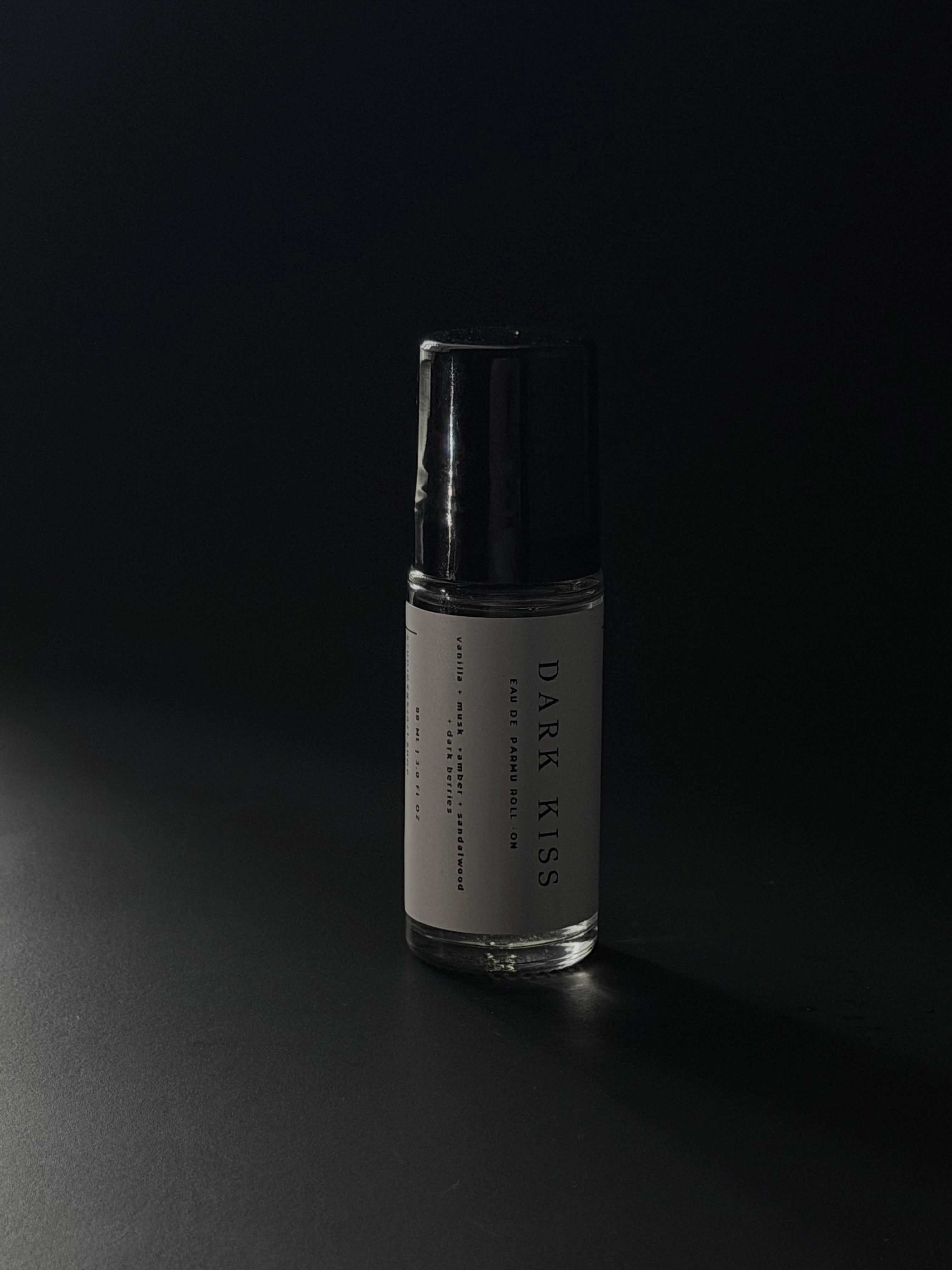 DARK KISS EAU DE PARFUM ROLL - ON