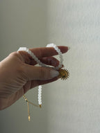 SUN SOLÉ CHOKER NECKLACE