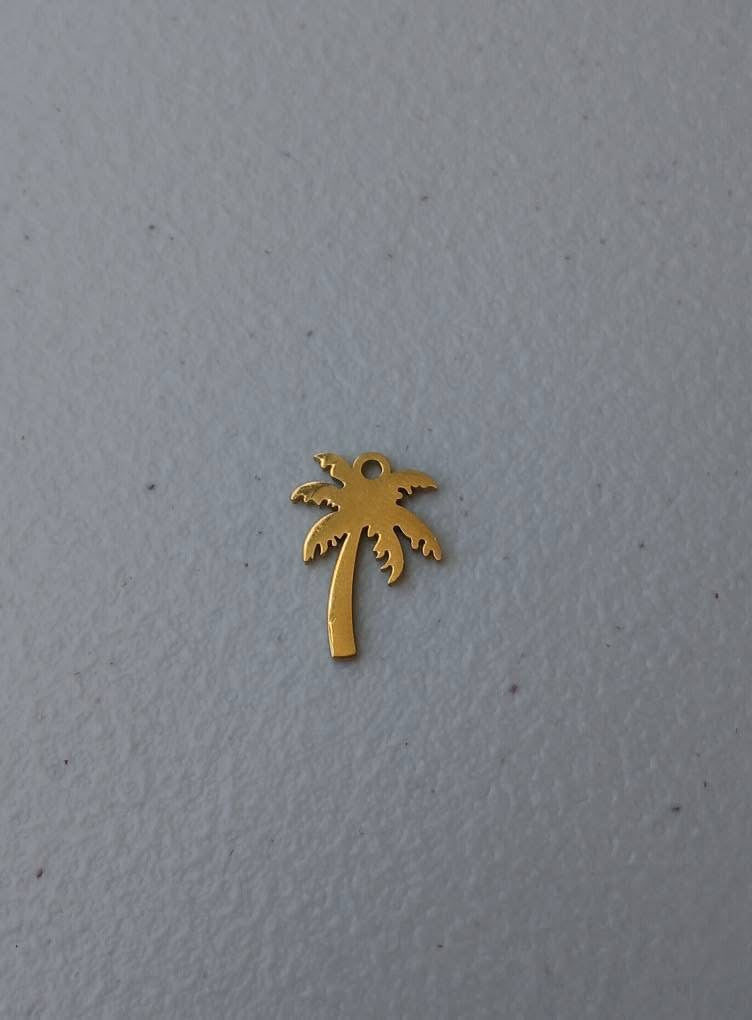 COCONUT PALM NECKLACE