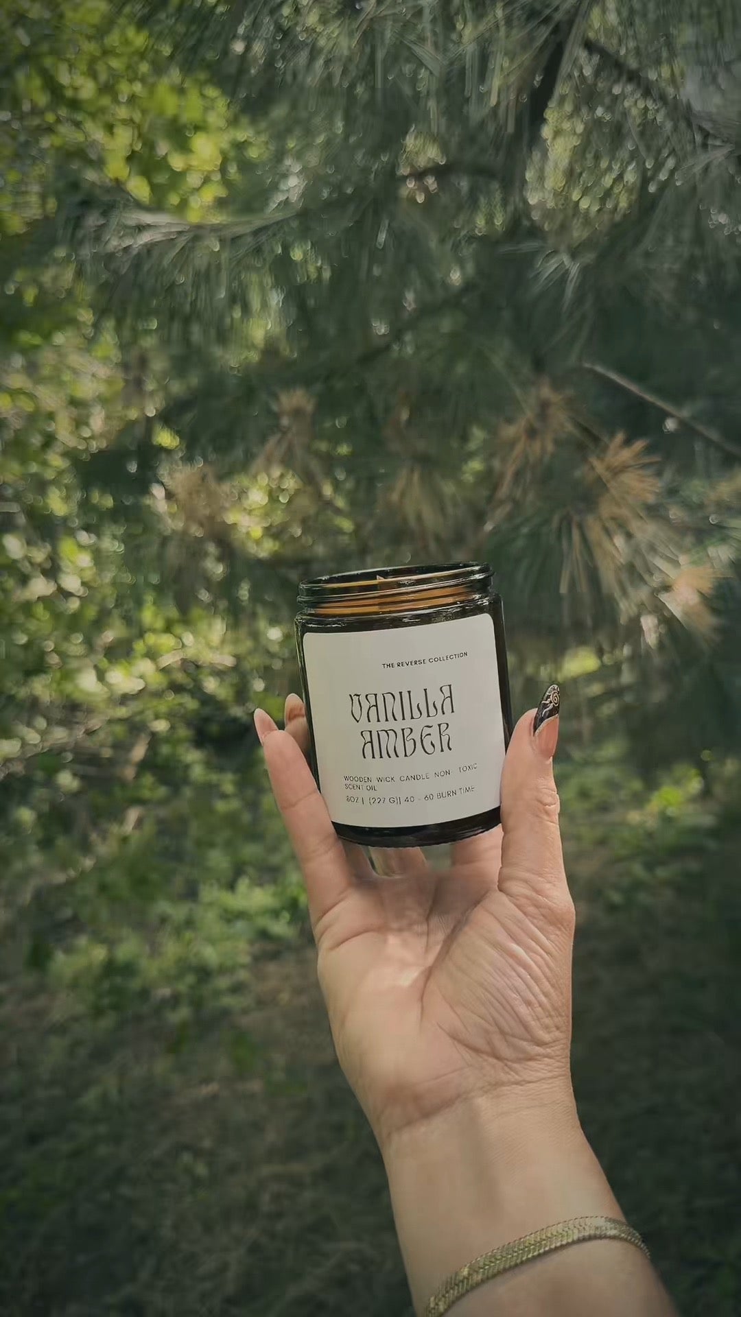 VANILLA AMBER SOY WAX CANDLE