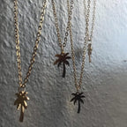 COCONUT PALM NECKLACE