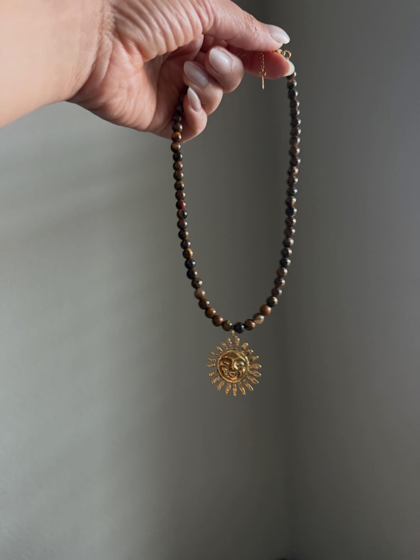 SUN SOLARA CHOCKER NECKLACE