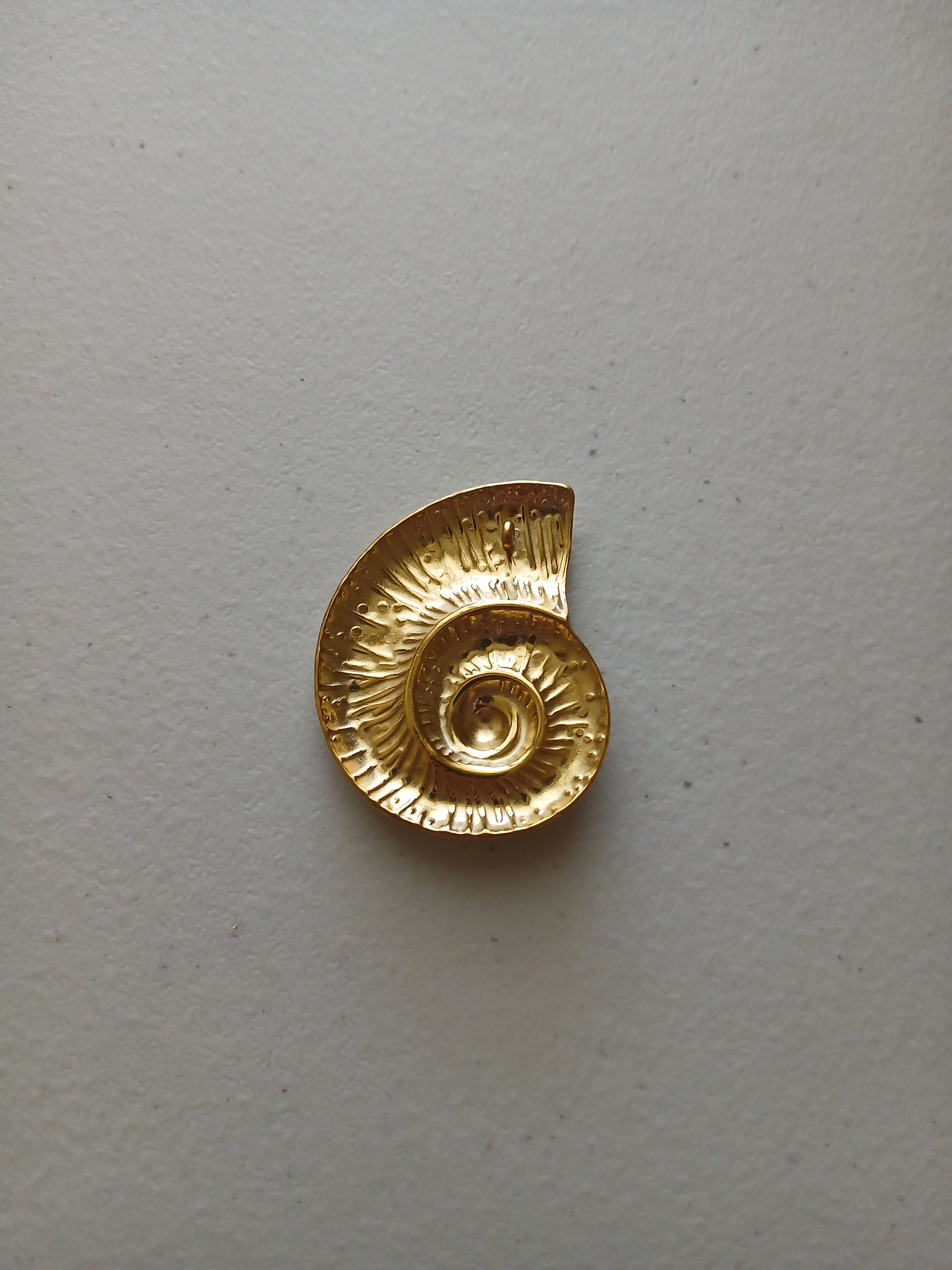CARACOLA CHARM