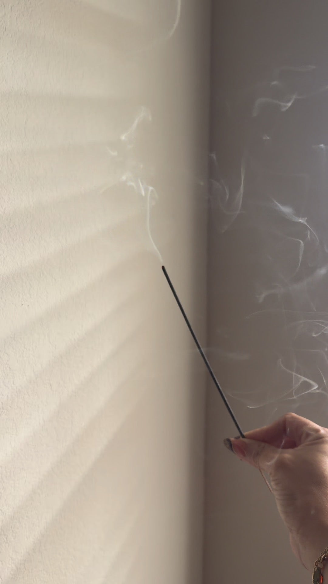 WHITE COPAL HAN -DIPPED PREMIUM INCENSE STICKS