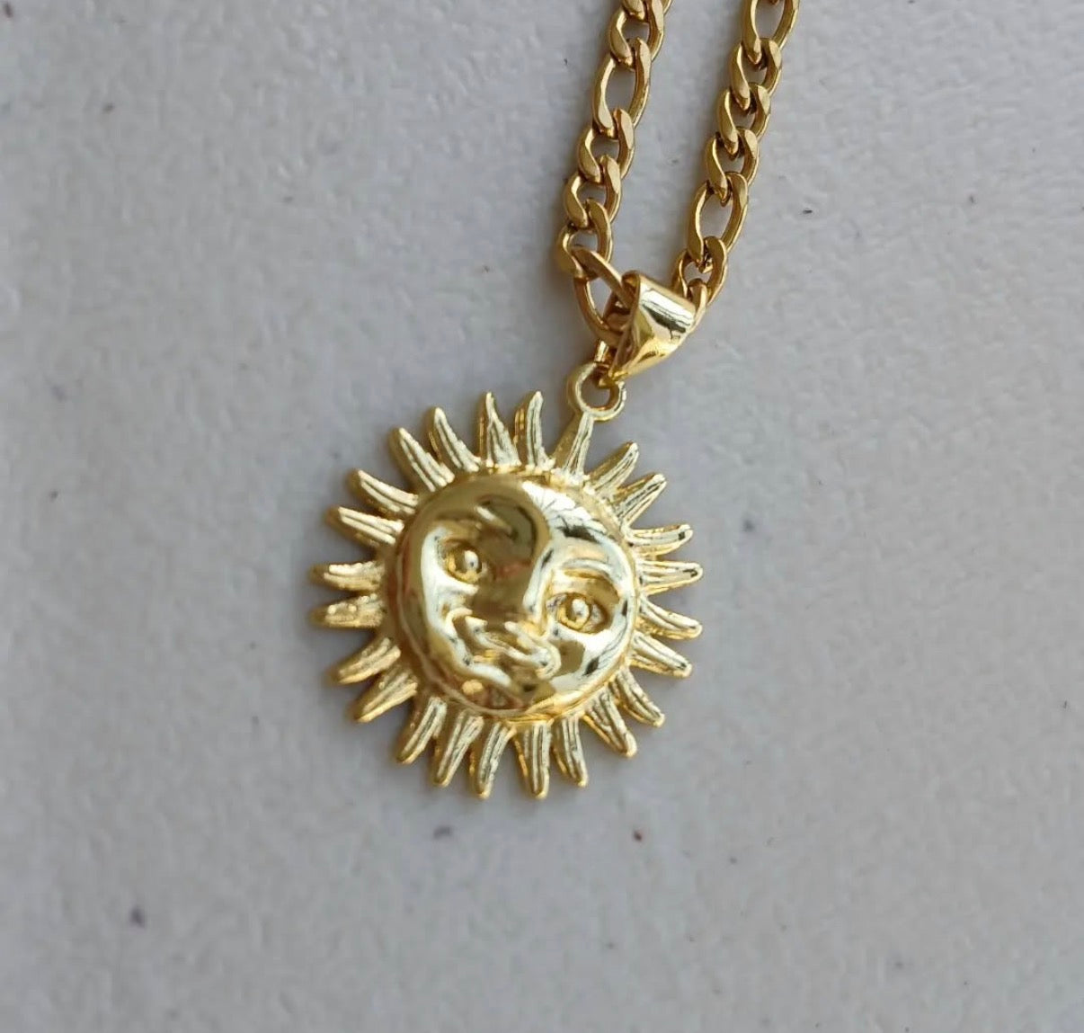 SUN SOLIS NECKLACE
