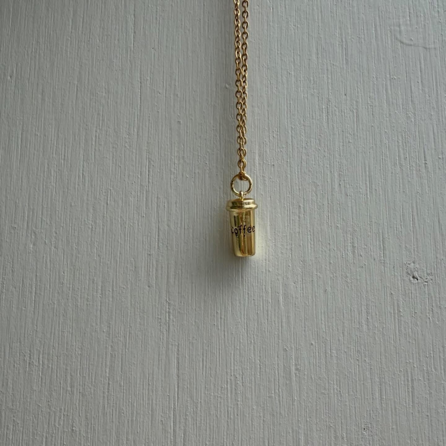 GOLDEN COFFEE NECLAKE
