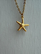 GOLDEN SEA STAR NECKLACE
