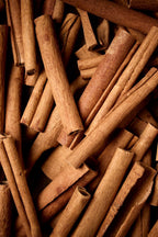 FRESH CINNAMON SOY WAX CANDLE