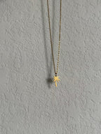 COCONUT PALM NECKLACE