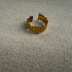 GOLDEN RAY RING